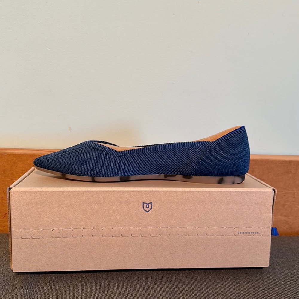 NWT Rothy’s The Point SOLD OUT color